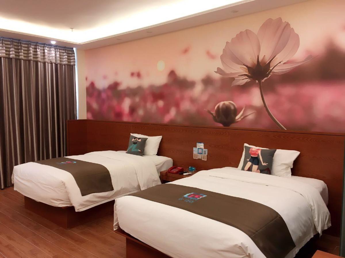 Pai Hotel Chengdu North Railway Station Exterior foto